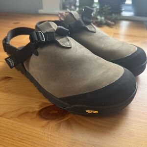 Bedrock Mountain Clogs - Leather Suede (Sagebrush color) Size 12M/13W